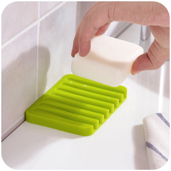 Silicone soap holder with drainage for shower use